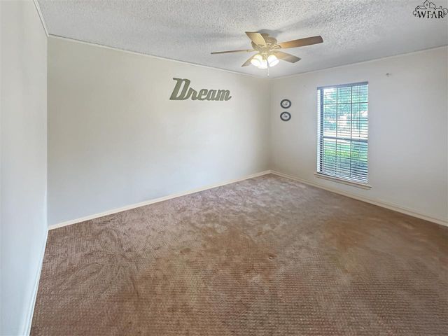 2702 SHEPHERDS GLEN, Wichita Falls, TX 76308