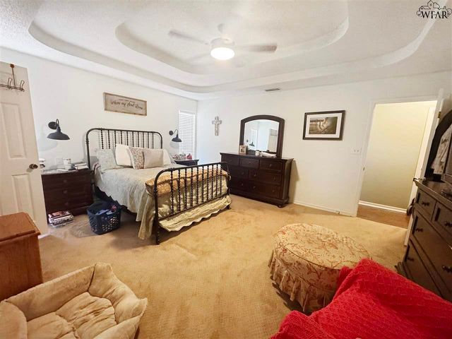 2702 SHEPHERDS GLEN, Wichita Falls, TX 76308