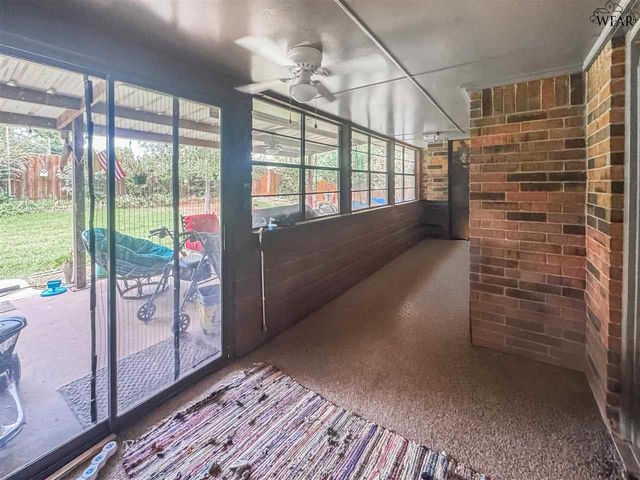 2702 SHEPHERDS GLEN, Wichita Falls, TX 76308