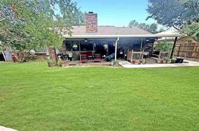2702 SHEPHERDS GLEN, Wichita Falls, TX 76308