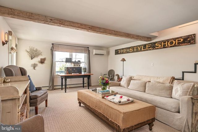 18 W 7TH ST, Barnegat Light, NJ 08006