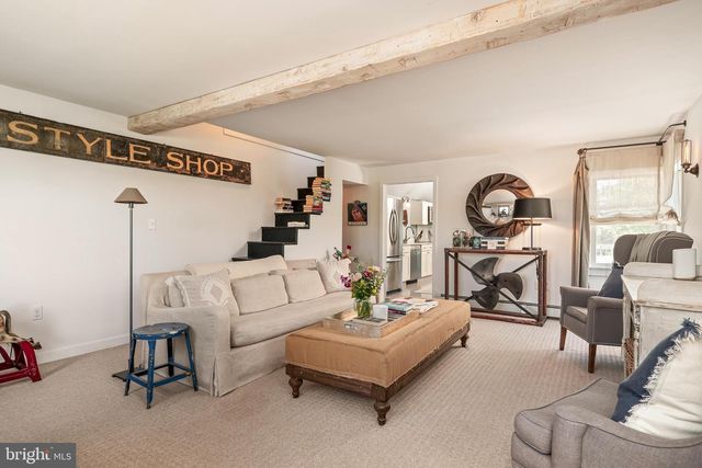 18 W 7TH ST, Barnegat Light, NJ 08006