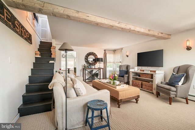 18 W 7TH ST, Barnegat Light, NJ 08006