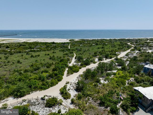 18 W 7TH ST, Barnegat Light, NJ 08006