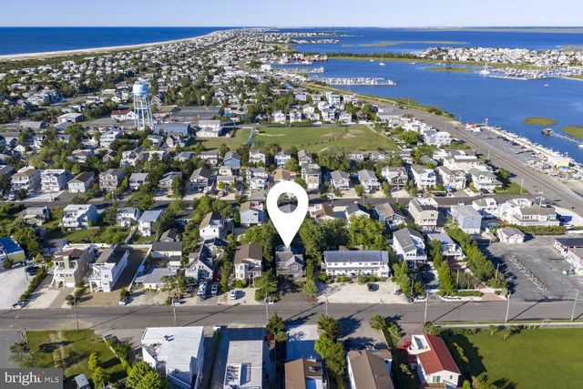 18 W 7TH ST, Barnegat Light, NJ 08006