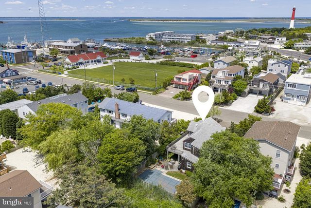 18 W 7TH ST, Barnegat Light, NJ 08006