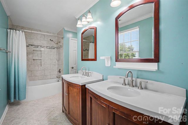 138 Nahcotta Drive, Mooresville, NC 28115