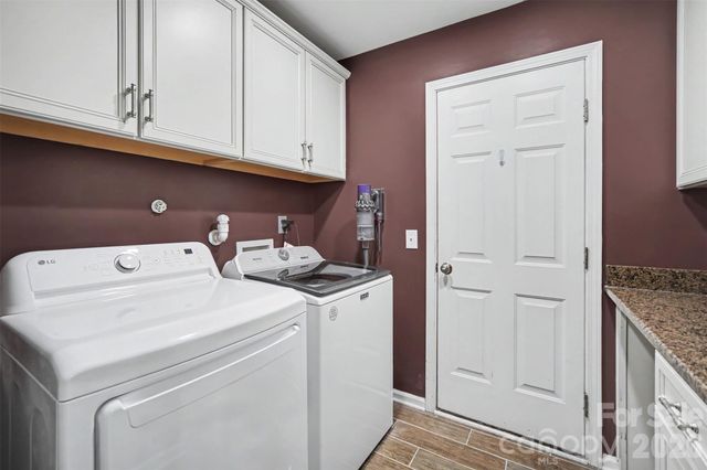 138 Nahcotta Drive, Mooresville, NC 28115