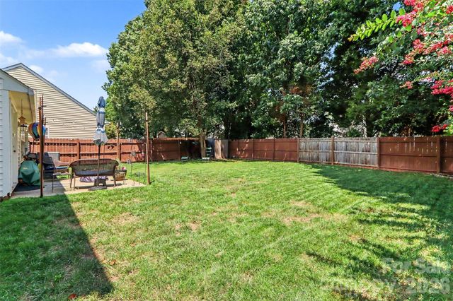 138 Nahcotta Drive, Mooresville, NC 28115
