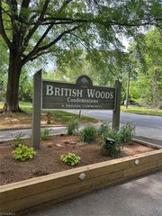 2240 Sunderland Road, Winston-salem, NC 27103