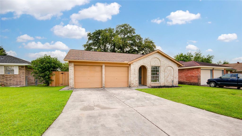 1230 Epsilon Street, Pasadena, TX 77504
