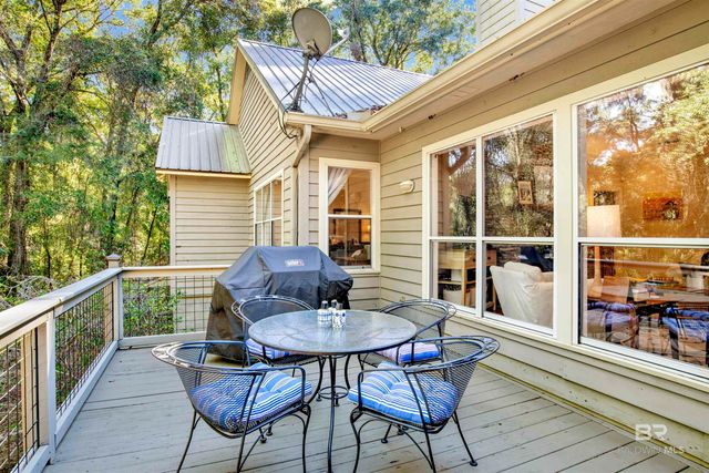 15 Woods Avenue, Fairhope, AL 36532