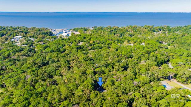 15 Woods Avenue, Fairhope, AL 36532