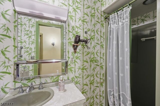 100 Old Croton Rd, Raritan Twp., NJ 08822