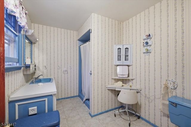 100 Old Croton Rd, Raritan Twp., NJ 08822