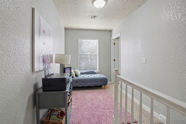 9330 S Oxford Avenue, Tulsa, OK 74137