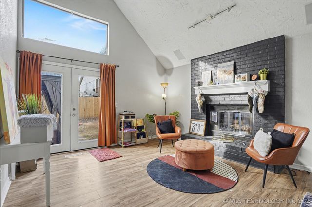 9330 S Oxford Avenue, Tulsa, OK 74137