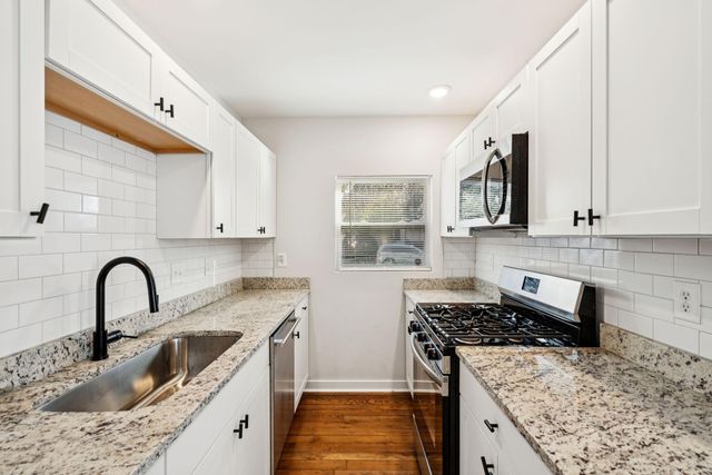 2384 Cambridge Avenue, North Charleston, SC 29405