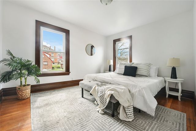1234 Ridge Ave, Coraopolis, PA 15108