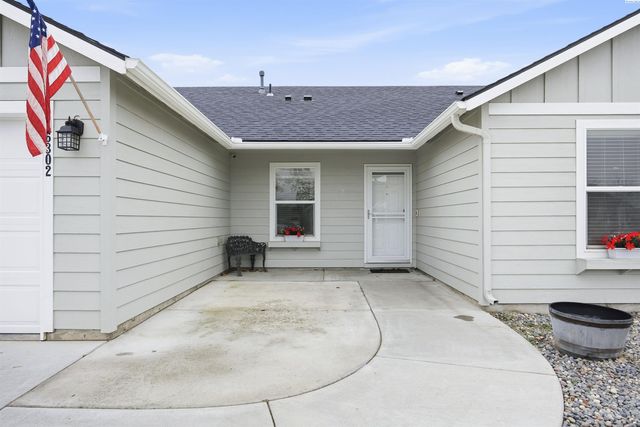 6302 Westport Lane, Pasco, WA 99301
