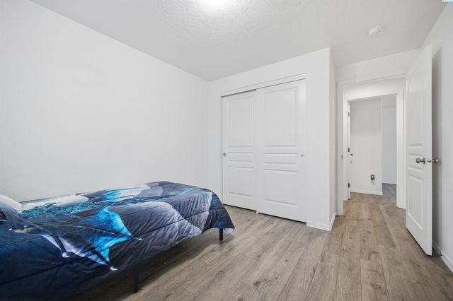 6302 Westport Lane, Pasco, WA 99301