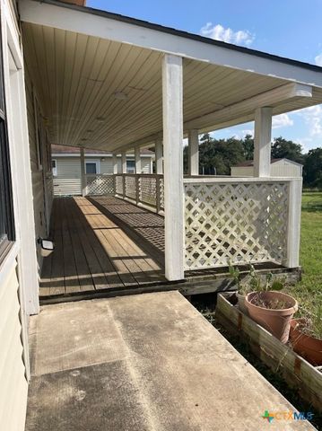 1375 Canyon Trace B, Canyon Lake, TX 78133