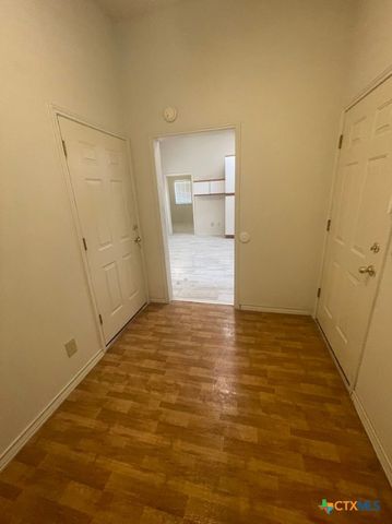 1375 Canyon Trace B, Canyon Lake, TX 78133