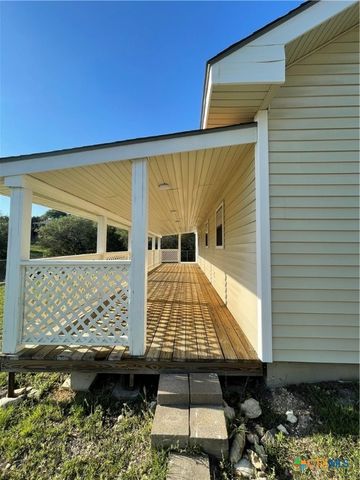 1375 Canyon Trace B, Canyon Lake, TX 78133
