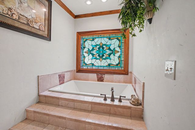 320 Shutes Cv, Old Hickory, TN 37138