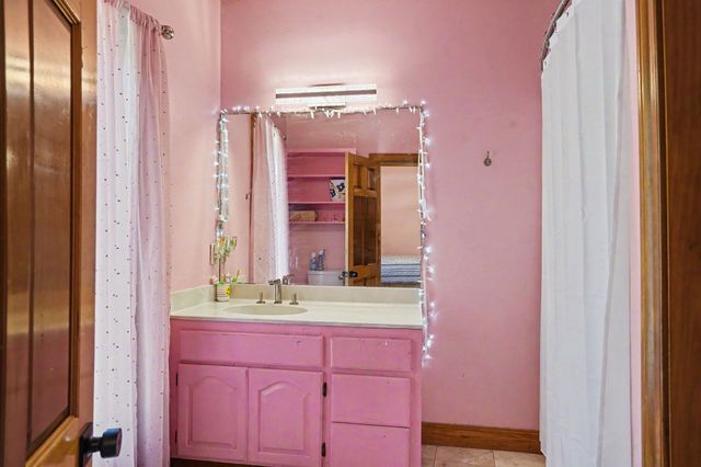 320 Shutes Cv, Old Hickory, TN 37138
