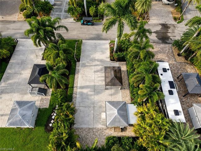 10080 Stonewood DR, Fort Myers, FL 33905