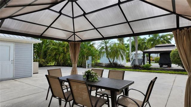 10080 Stonewood DR, Fort Myers, FL 33905