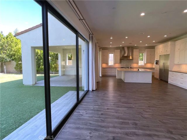 57 Pulsa, Irvine, CA 92618
