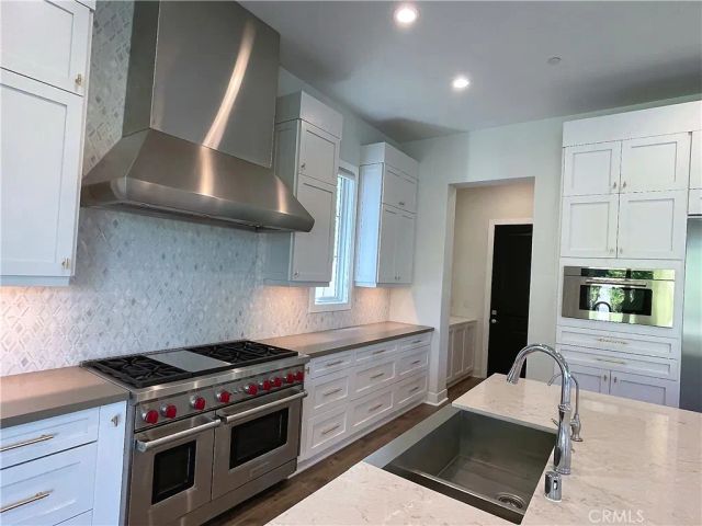57 Pulsa, Irvine, CA 92618