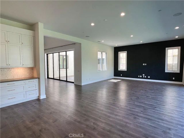 57 Pulsa, Irvine, CA 92618