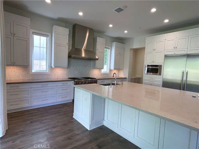 57 Pulsa, Irvine, CA 92618