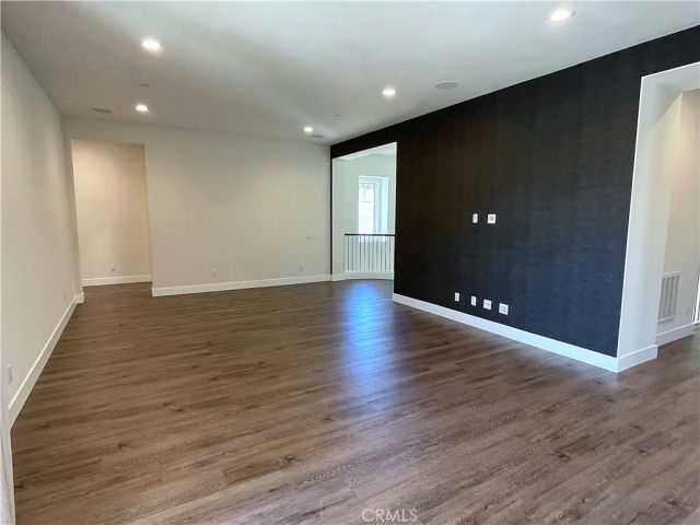 57 Pulsa, Irvine, CA 92618