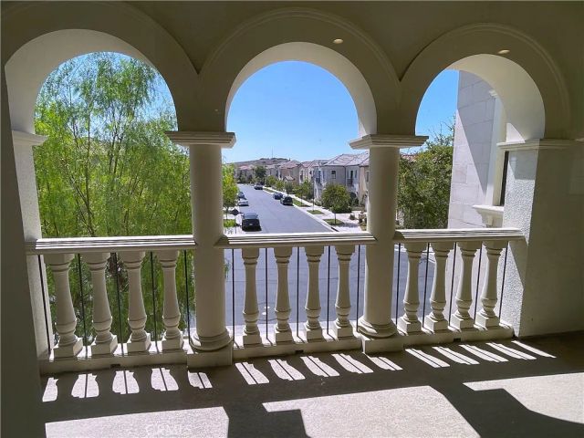 57 Pulsa, Irvine, CA 92618