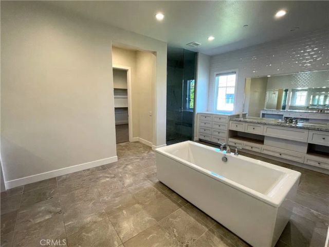 57 Pulsa, Irvine, CA 92618