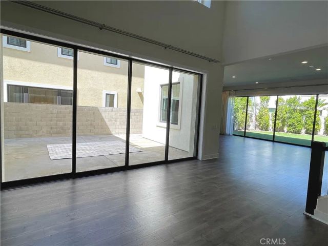 57 Pulsa, Irvine, CA 92618
