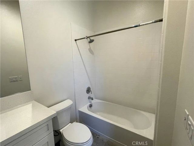57 Pulsa, Irvine, CA 92618