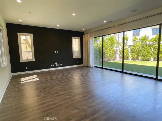 57 Pulsa, Irvine, CA 92618
