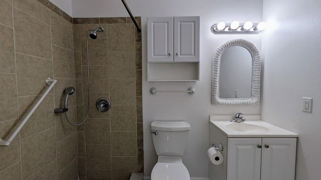 2929 SE Ocean Boulevard 111-2, Stuart, FL 34996