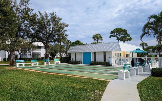 2929 SE Ocean Boulevard 111-2, Stuart, FL 34996