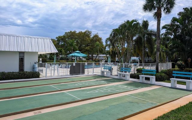 2929 SE Ocean Boulevard 111-2, Stuart, FL 34996