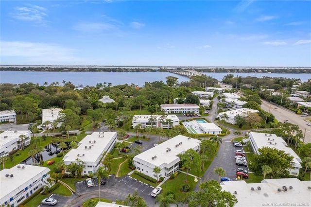 2929 SE Ocean Boulevard 111-2, Stuart, FL 34996