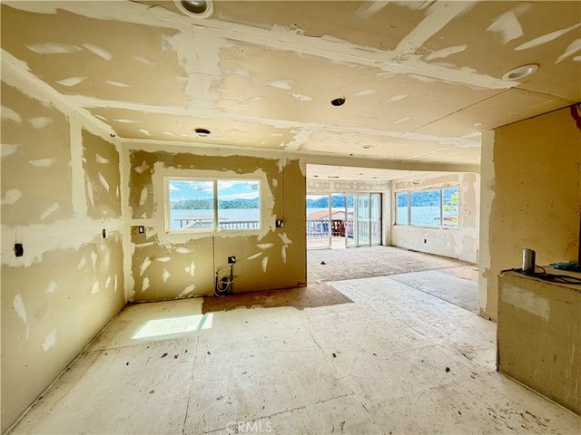 10523 E Highway 20, Clearlake Oaks, CA 95423