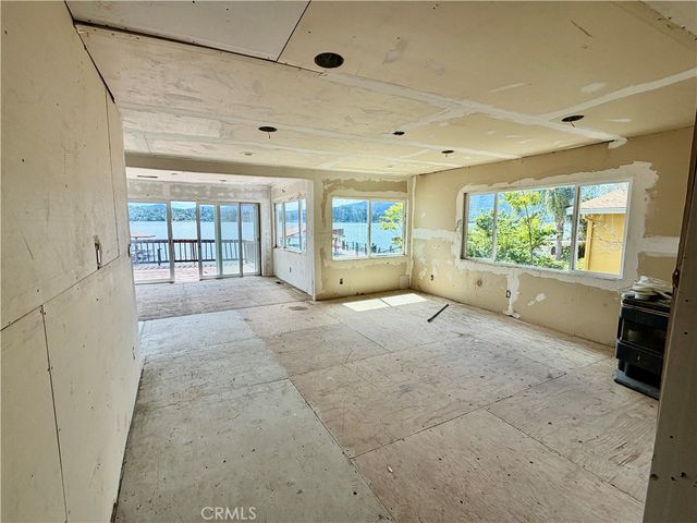 10523 E Highway 20, Clearlake Oaks, CA 95423
