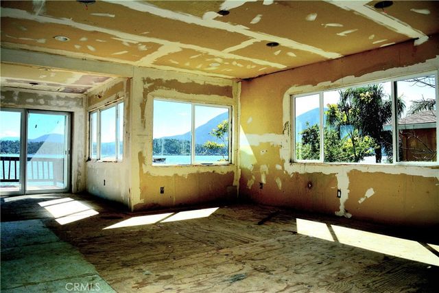 10523 E Highway 20, Clearlake Oaks, CA 95423