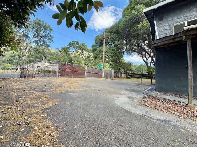 10523 E Highway 20, Clearlake Oaks, CA 95423